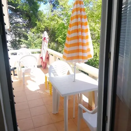 Apartament Maja-vir Vir