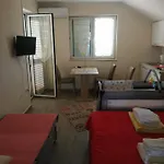 Apartment Maja-vir *